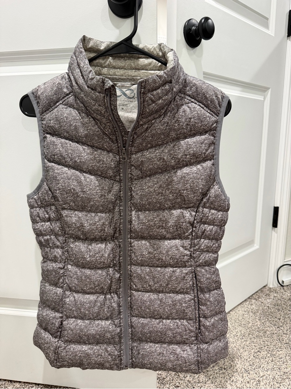 Be Boundless Women’s Med Puffer Vest Full Zip Pockets Grey